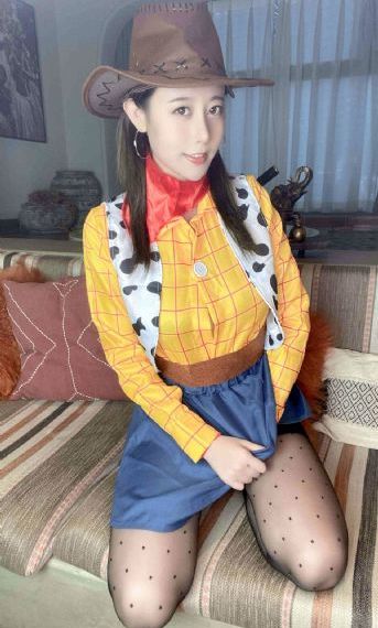 动漫美女裸体成人玩具_国语版中文版