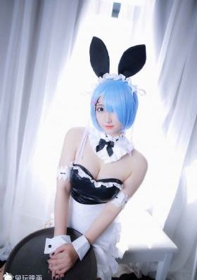 日韩av制服丝袜_国产在线视频