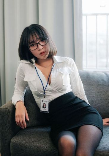 欧美黄色手提包_高清电影观看