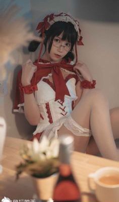 亚洲一区制服丝袜_HD电影完整版